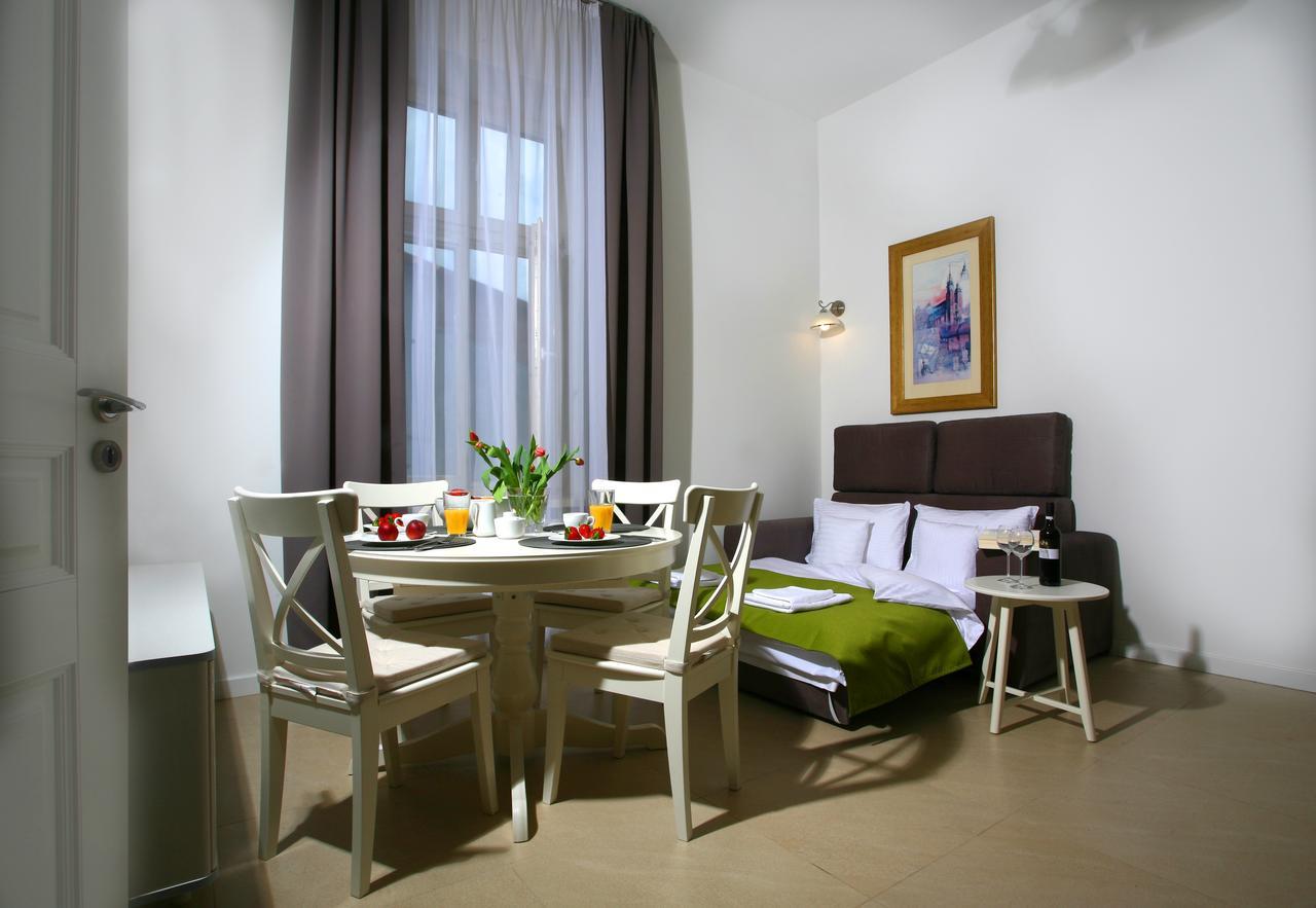 As Smart Apartment Old Town คราคูฟ ภายนอก รูปภาพ