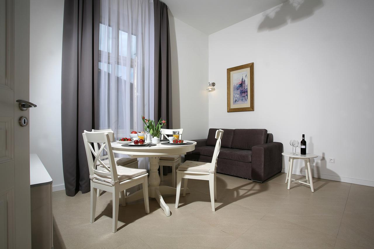 As Smart Apartment Old Town คราคูฟ ภายนอก รูปภาพ